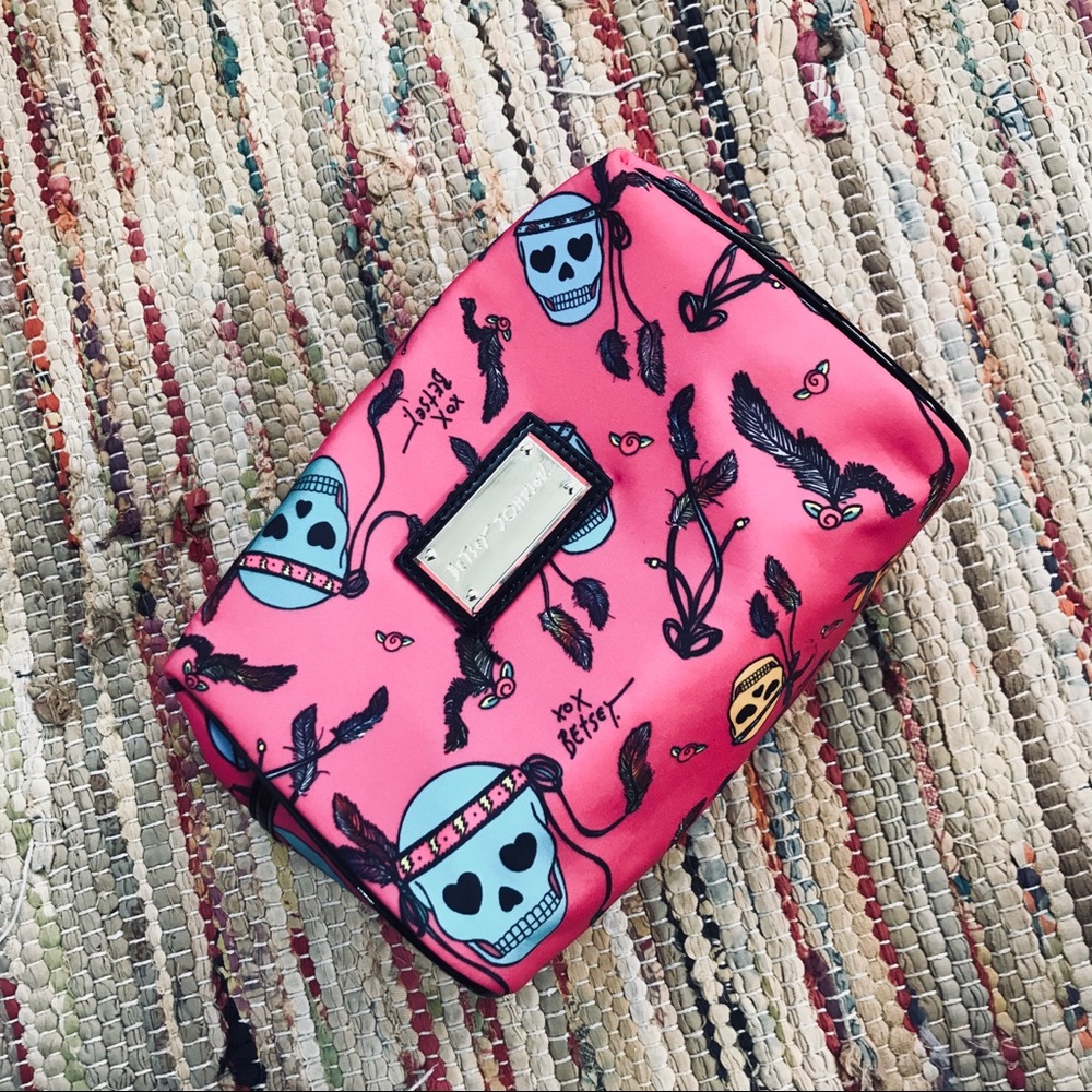 Betsey Johnson Bag 💋